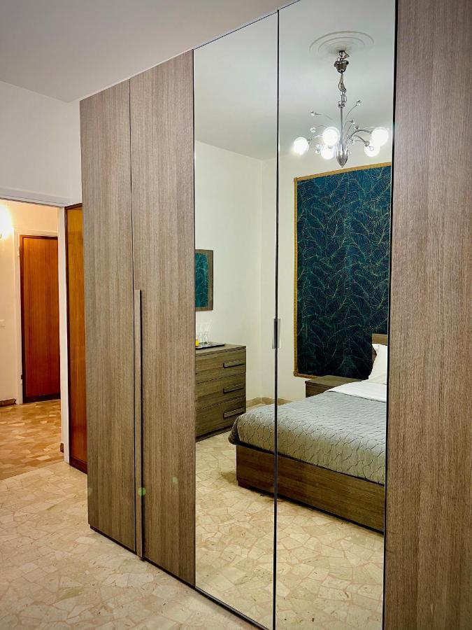 Venice Vip Guest House Mestre Bagian luar foto